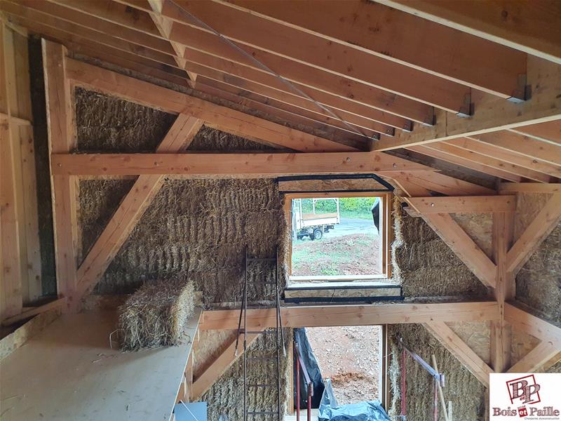 Maison et formation paille à Melle (79)